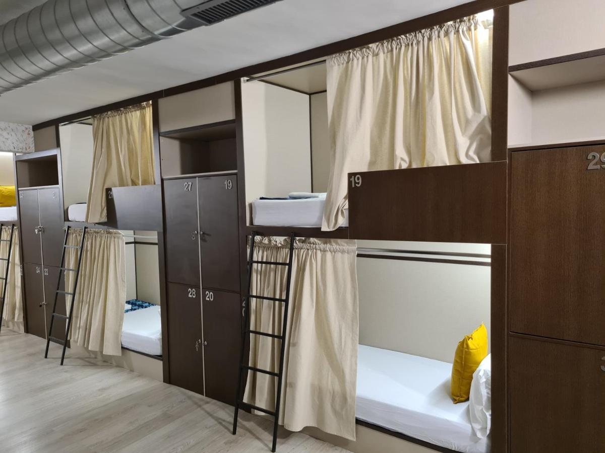 Hostel M-A Rooms Mate Madrid Luaran gambar